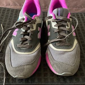New balance multi color size 6 womens sneakers